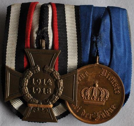 WW1 German parade mounted medal bar of 2 Awards